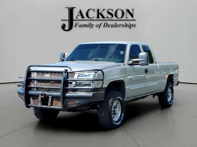 2004 Chevrolet Silverado 2500 HD LS