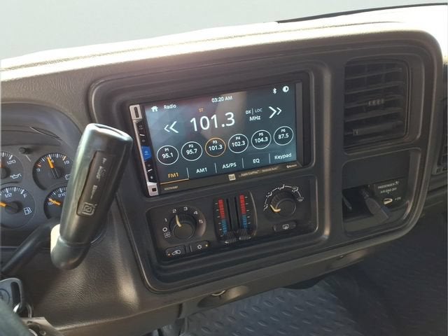 2004 Chevrolet Silverado 2500 HD LS