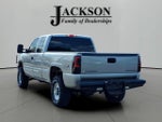 2004 Chevrolet Silverado 2500 HD LS