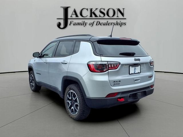 2025 Jeep Compass Trailhawk