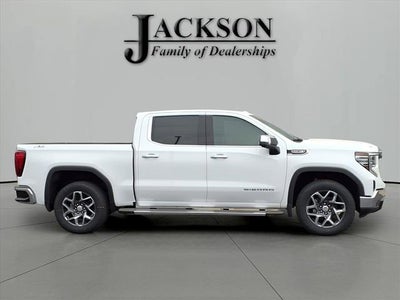 2025 GMC Sierra 1500 SLT