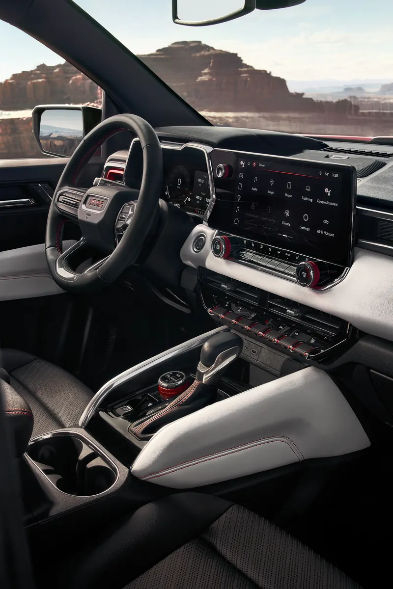 2026 GMC Canyon infotainment system at Jackson GMC in Sullivan IL