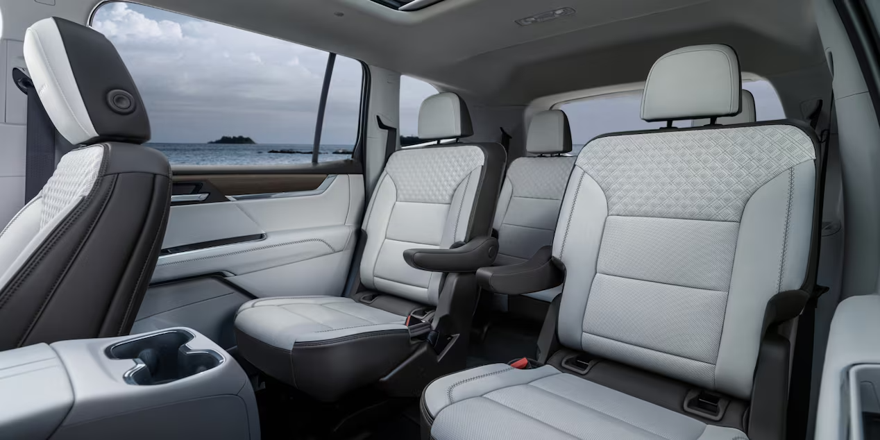 2024 GMC Acadia Seating